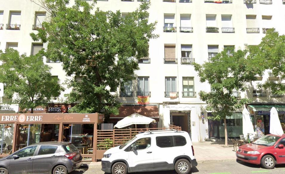 Madrid A Metros Del Retiro Apartamento Exterior foto